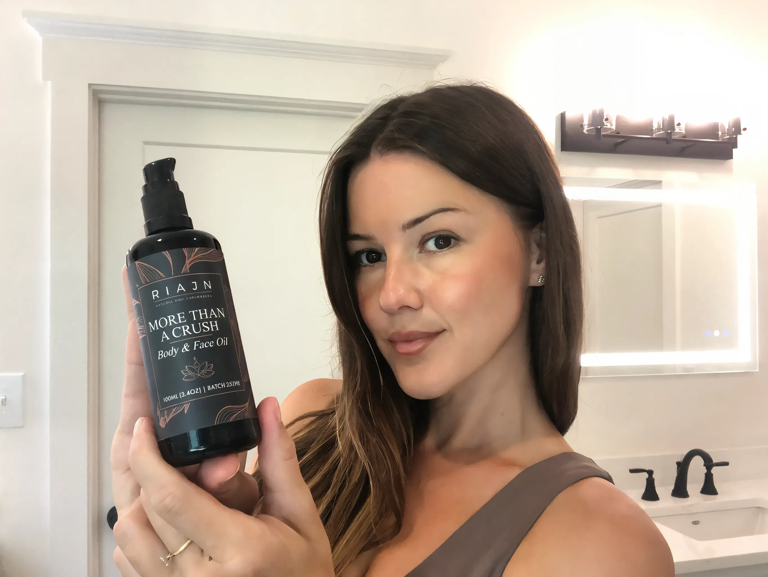 MORE THAN A CRUSH BODY + FACE OIL