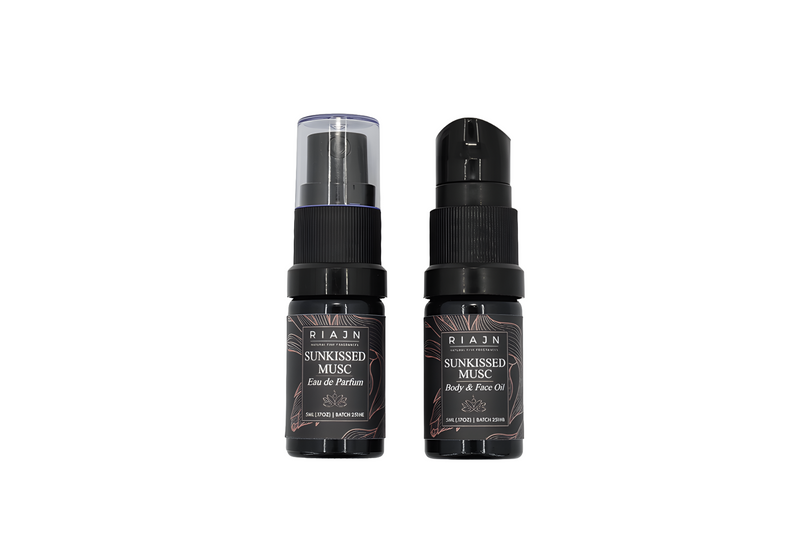 RIAJN layering sample set, consisting of two 5 mL black glass bottles, on a white background